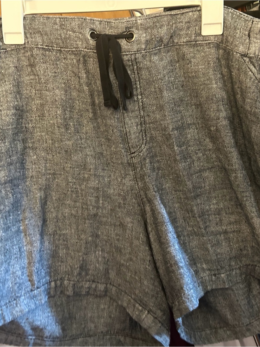 Women's Gray Drawstring Linen-Blend Shorts